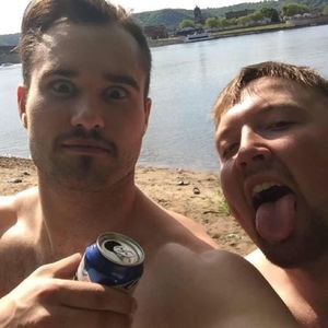 Meet your Posher, Travis